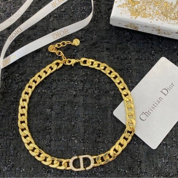 Chic Dior Gold Tone Chain Link Necklace with Crystal CD - Picture 3 of 7